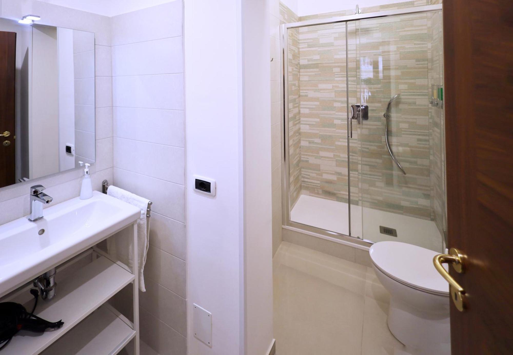 Cataneasy Rooms Eksteriør bilde
